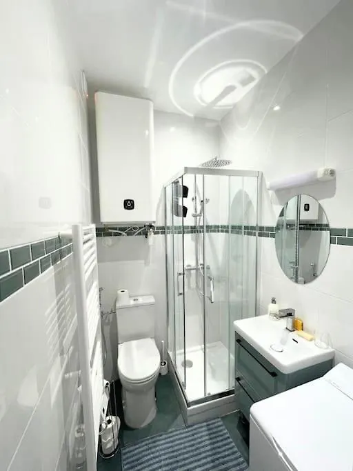 F2 - 13eme Apartment