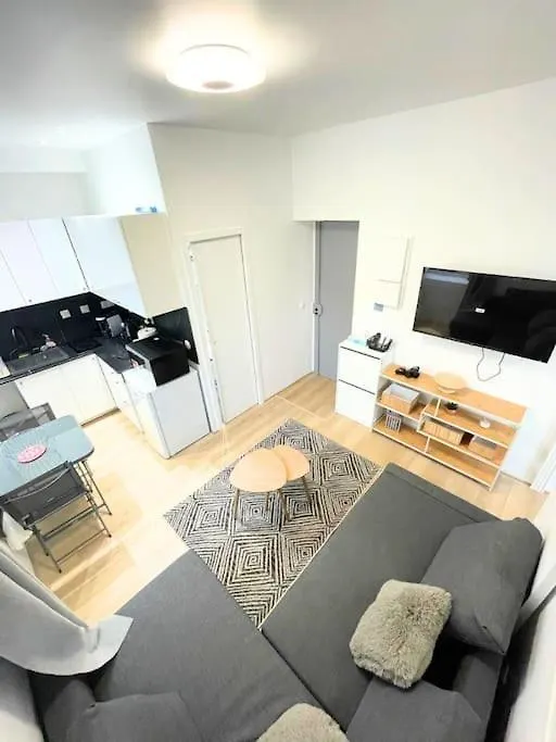 F2 - 13eme Apartment *