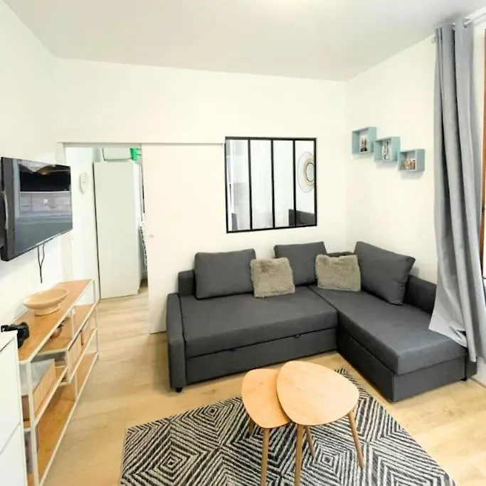 F2 - 13eme Apartment